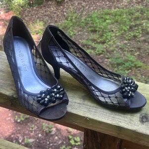 Karen Scott black lace/mesh peep toe pumps